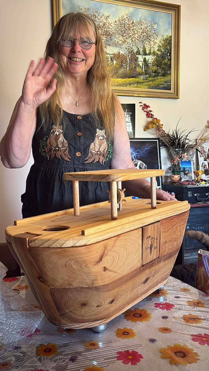 Ballard Bear build Ark Heirloom Build with Custom personalisation. Fold down door that acts as a ramp. Wheels for transport. Double Decker with pens and working steering wheel. Hitches to a custom low loader and becomes a road train behind a stock crate trailer