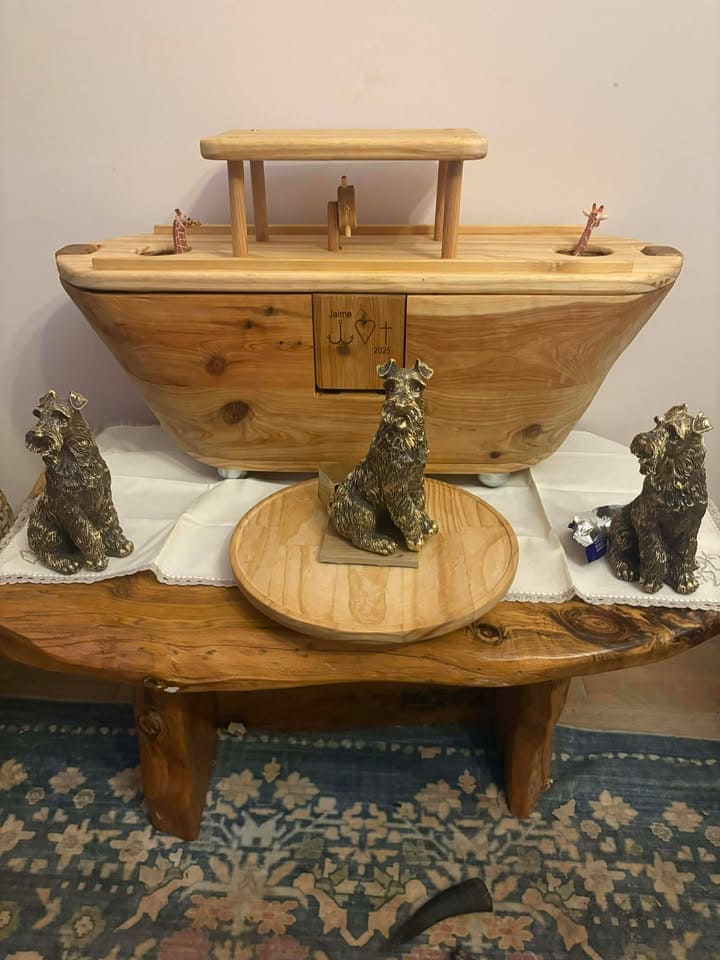 Ballard Bear build Ark Heirloom Build with Custom personalisation. Fold down door that acts as a ramp. Wheels for transport. Double Decker with pens and working steering wheel. Hitches to a custom low loader and becomes a road train behind a stock crate trailer